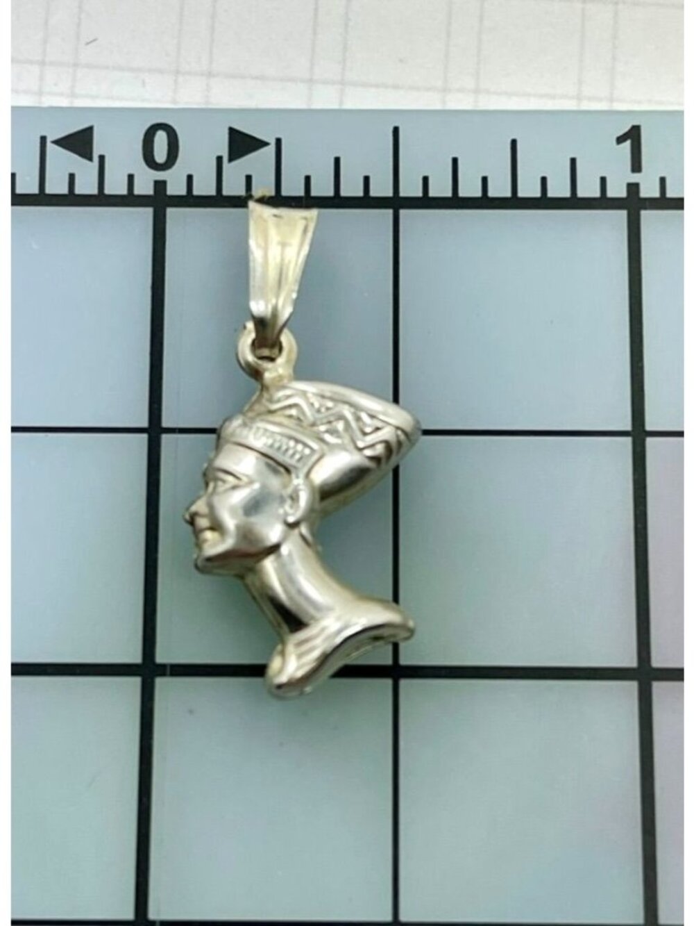 Vintage 925 Sterling Silver Nefertiti 3D Pendant Made in Italy - Picture 5 of 6